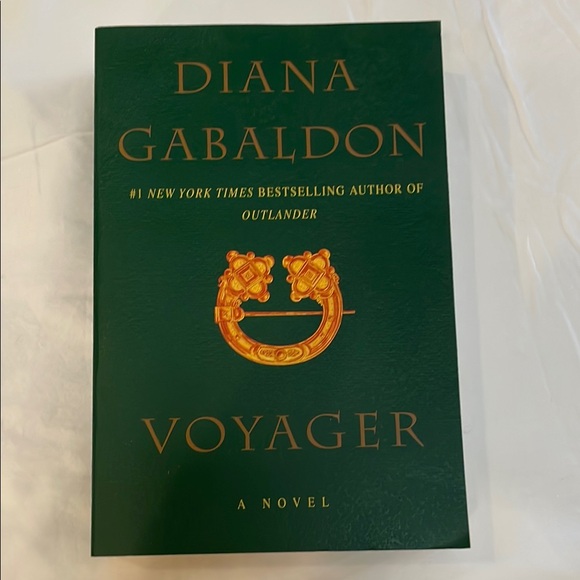 Other - Voyager by Diana Gabaldon Paperback